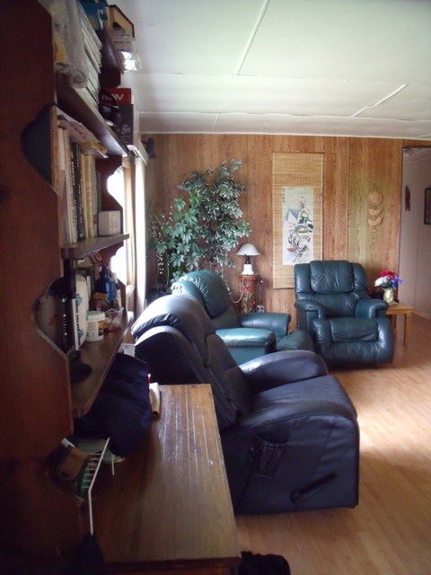 02-LivingRoom1